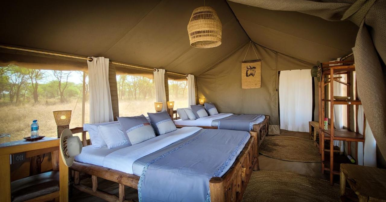 Zawadi Camp Hotel Serengeti Bagian luar foto