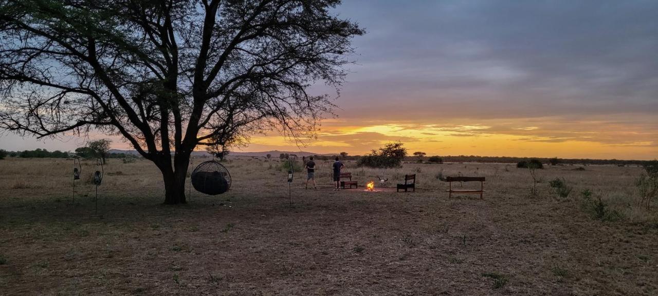 Zawadi Camp Hotel Serengeti Bagian luar foto