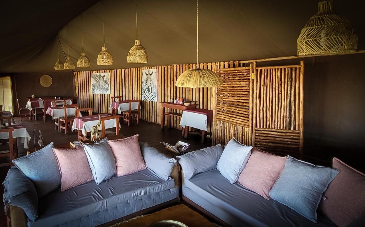 Zawadi Camp Hotel Serengeti Bagian luar foto