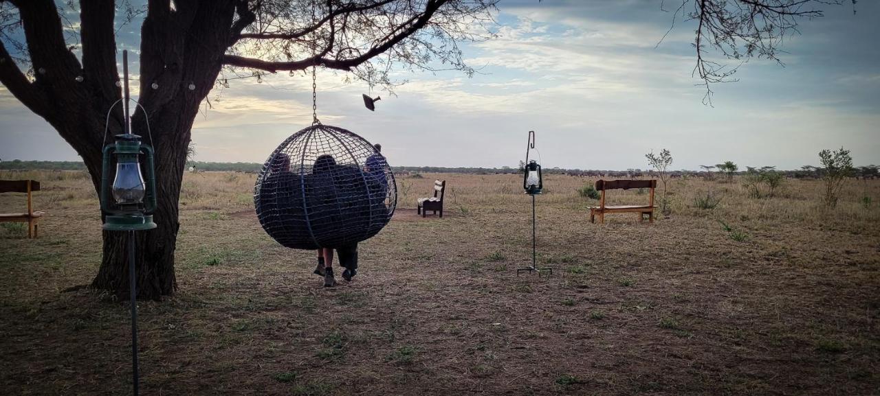 Zawadi Camp Hotel Serengeti Bagian luar foto