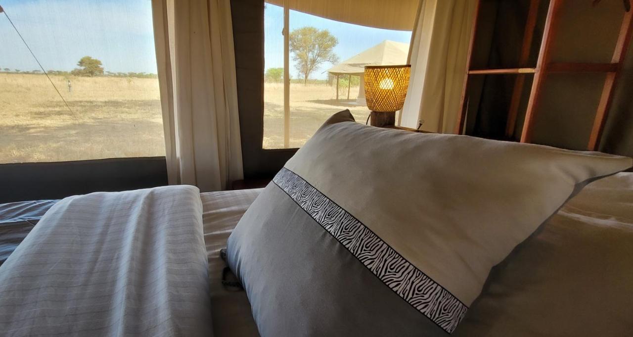 Zawadi Camp Hotel Serengeti Bagian luar foto