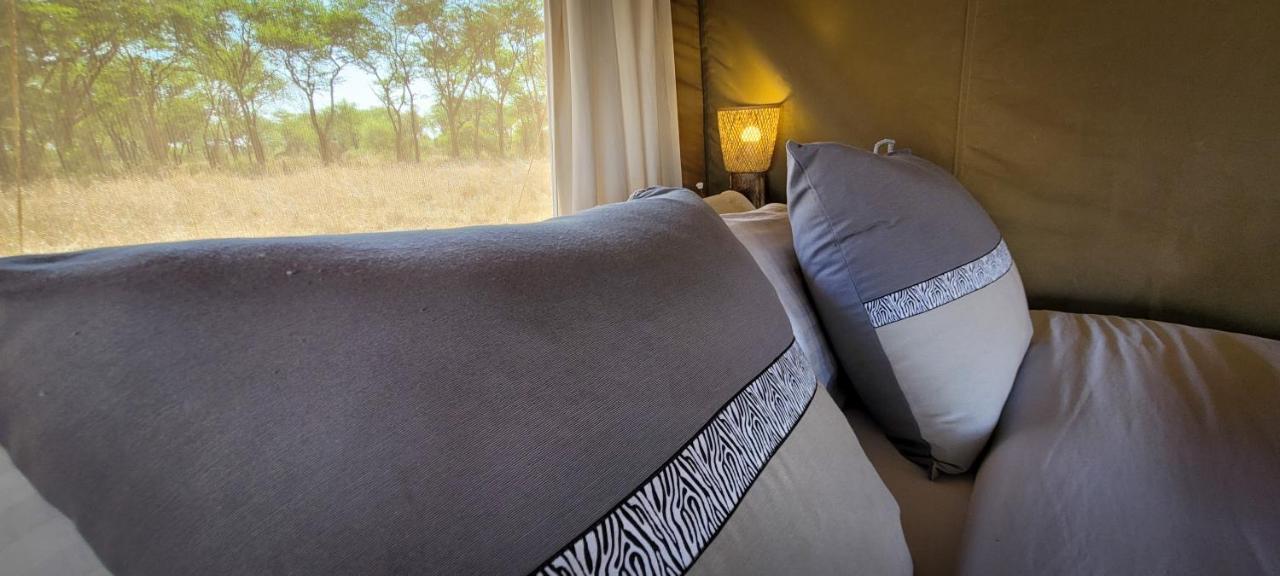 Zawadi Camp Hotel Serengeti Bagian luar foto