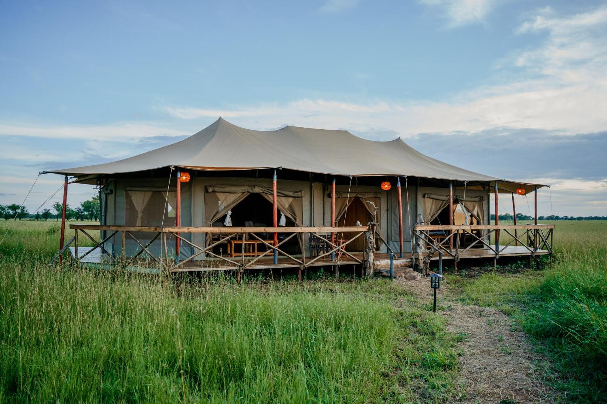 Zawadi Camp Hotel Serengeti Bagian luar foto