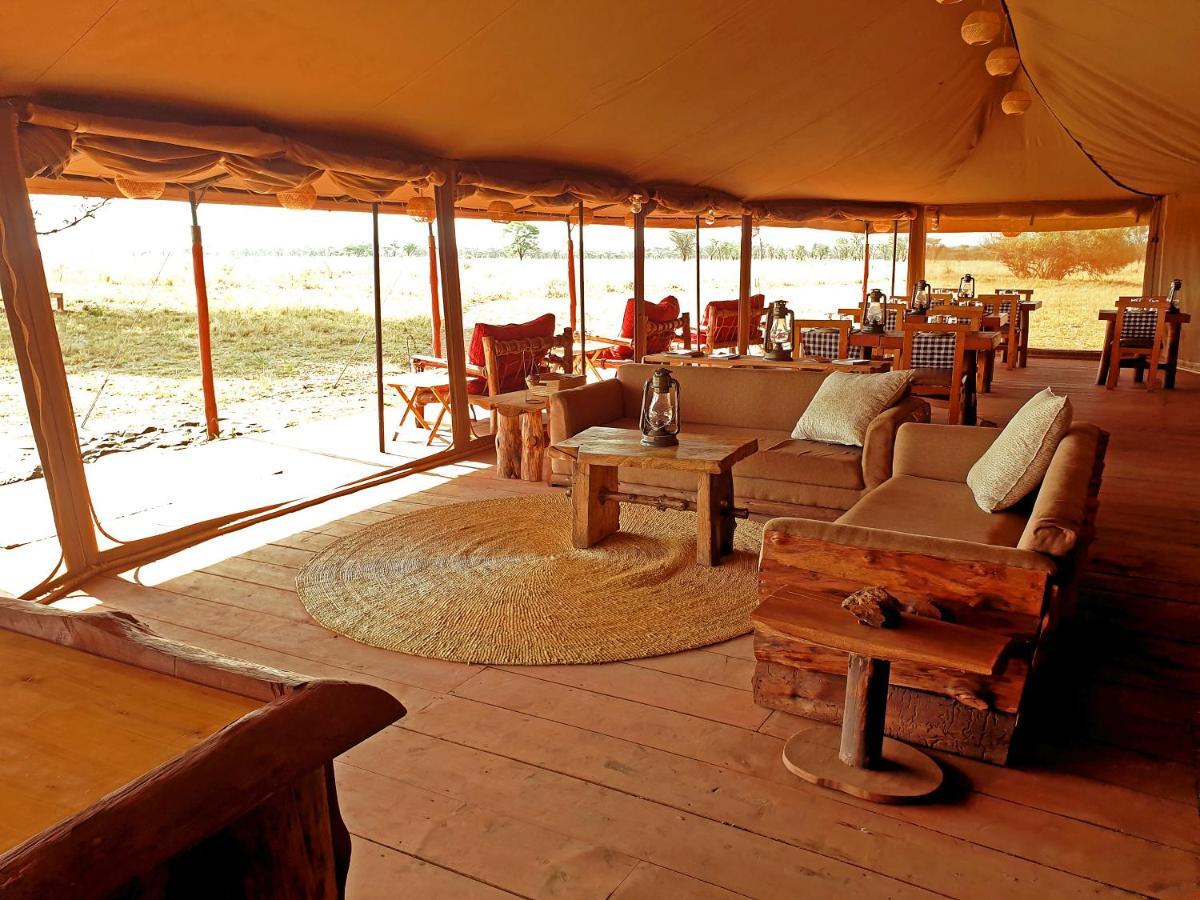 Zawadi Camp Hotel Serengeti Bagian luar foto